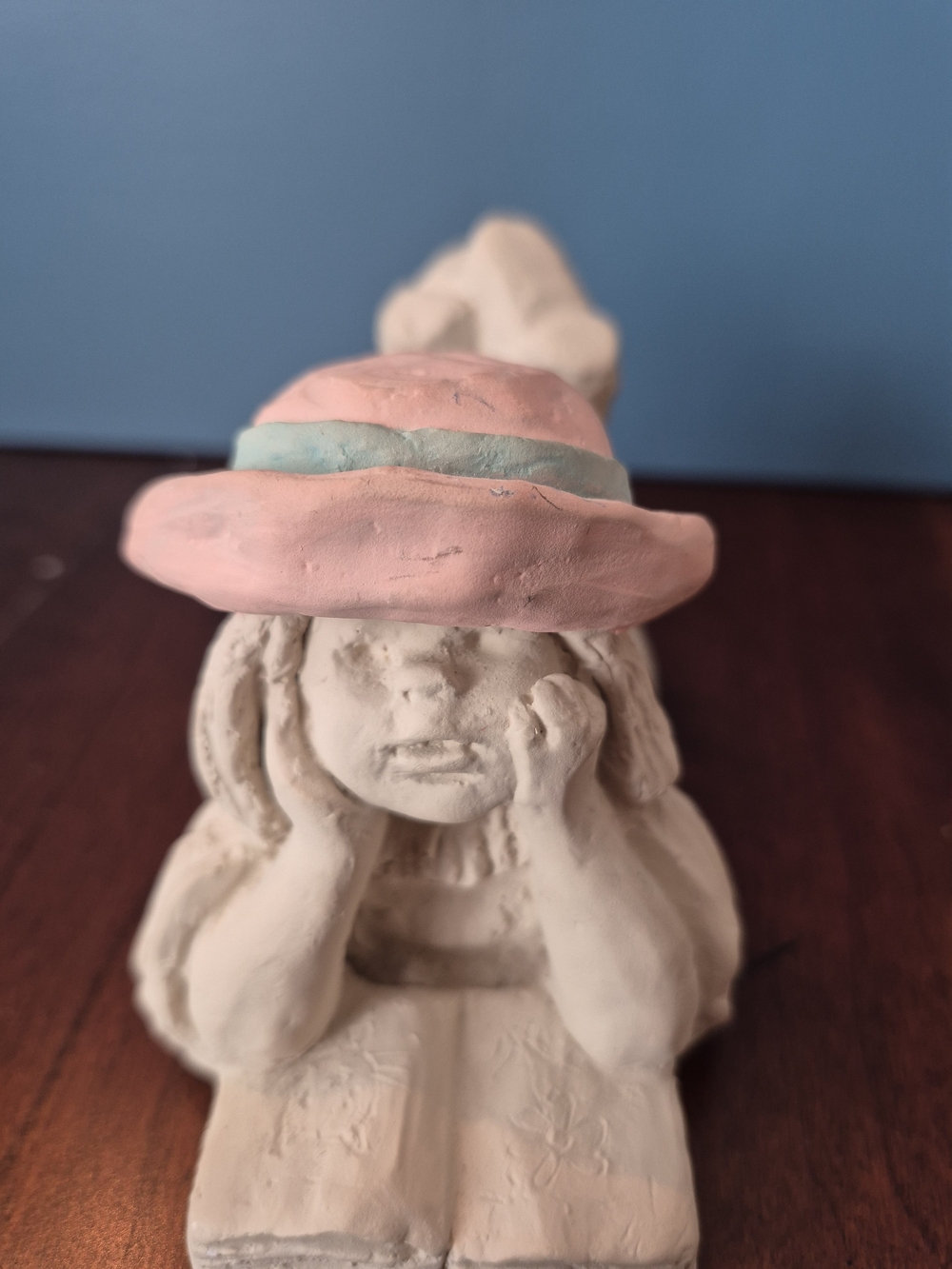 Austin Sculptures Bright Eyes Hat Kids "Afternoon Story"